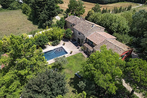 [G. Immobilier de Prestige] A Sarrians, un mas d'exception