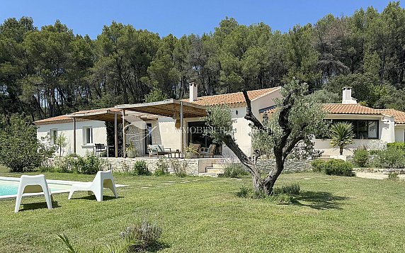 [G. Immobilier de Prestige] A Pernes-les-Fontaines,vente en partenariat