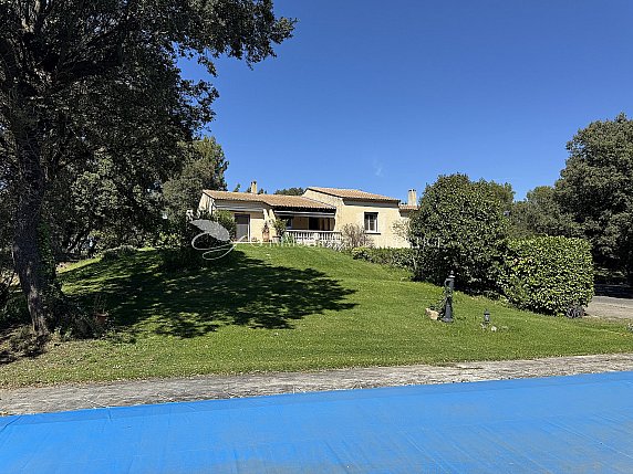 [G. Immobilier de Prestige] A Venasque, une jolie villa avec piscine et potentiel