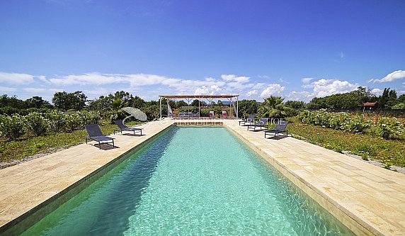 [G. Immobilier de Prestige] Espagne, Majorque, Maison de campagne avec jardin et piscine 