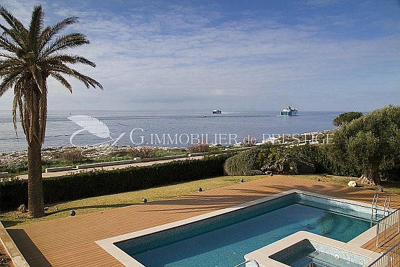 [G. Immobilier de Prestige] Espagne, Minorque, une villa front de mer