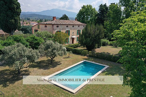 [G. Immobilier de Prestige] Uniquement chez nous une belle bastide avec un ancien corps de ferme, piscine et bassin