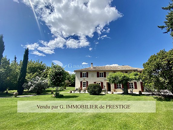 [G. Immobilier de Prestige] Carpentras, superbe mas vendu en partenariat