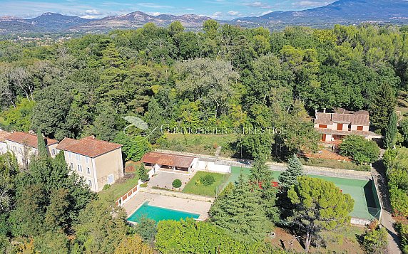 [G. Immobilier de Prestige] Un château à restaurer 