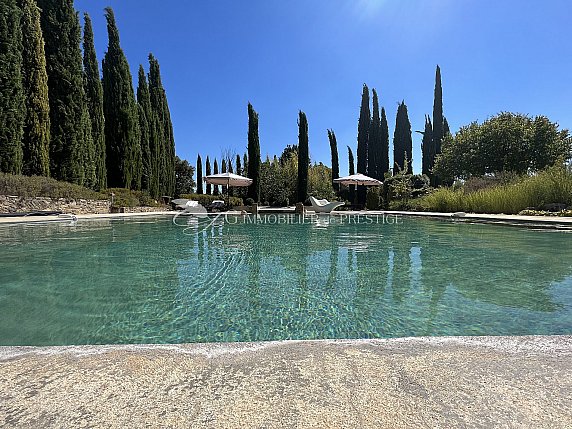[G. Immobilier de Prestige] Une propriété avec deux gîtes et piscine