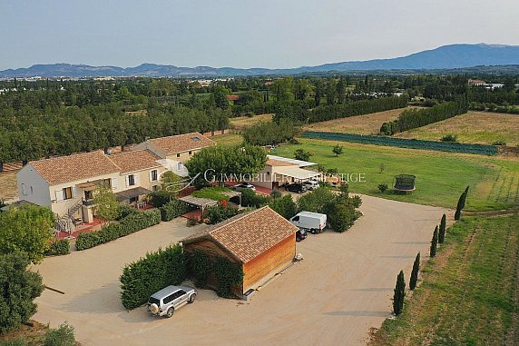 [G. Immobilier de Prestige] En exclusivité, A Pernes-les-fontaines, Propriété confidentielle 